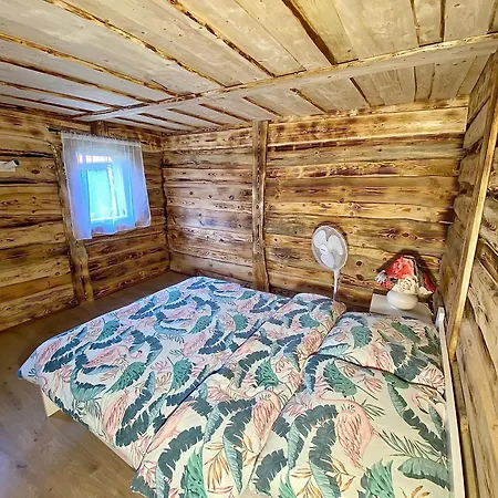 Holiday home Nad Krutynia-domki Letniskowe Nad Rzeka Krutynia *